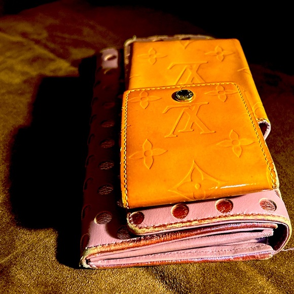 Sale! Vintage Authentic Wallets - Picture 11 of 12